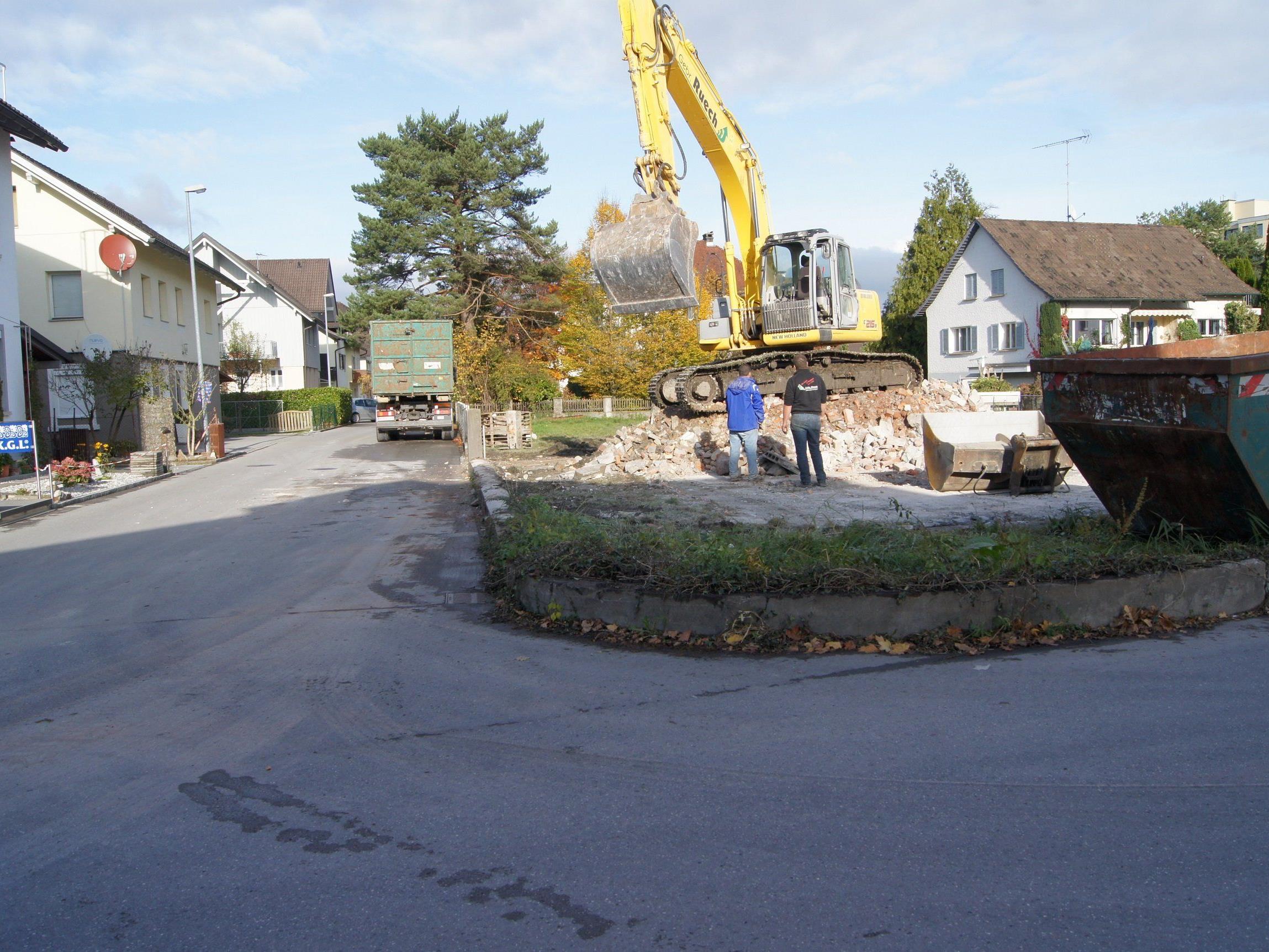 Der Abbruch des Hauses, von der Firma Ruech durchgeführt, erfolgte Mitte November.