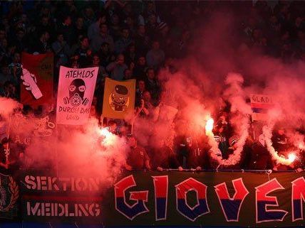 Ausschreitungen beim Wiener Derby. Ausschreitungen beim Wiener Derby.