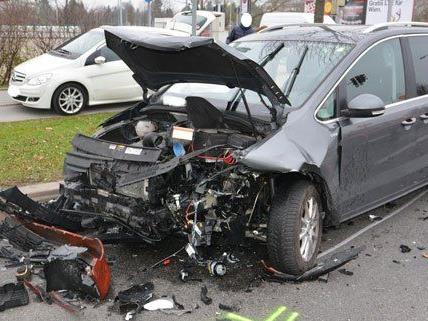 Zu einem schweren Verkehrsunfall kam es am Montag in Wien-Floridsdorf.