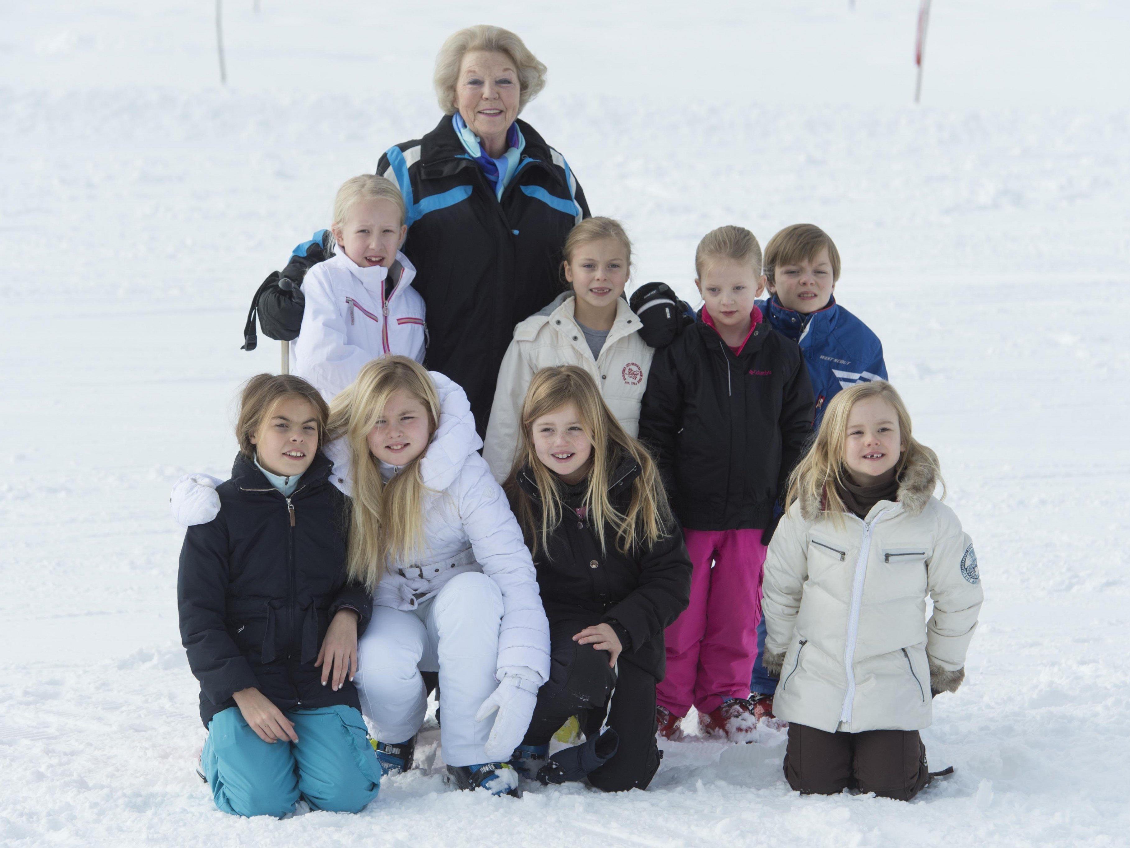 Königin Beatrix mit ihren Enkelkindern.