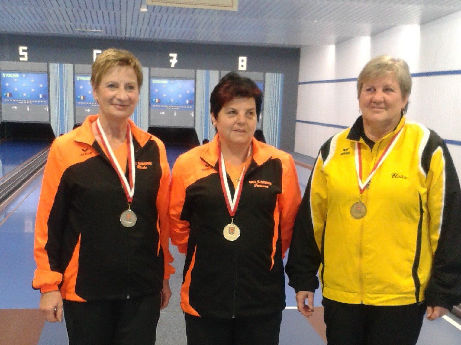 2.Rg Uschi Bitschnau, Illwerke -  1.Rg Tamara Mangeng, Illwerke - 3.Rg Elvira Salzmann, Breg/Wolf 2.Rg Uschi Bitschnau, Illwerke -  1.Rg Tamara Mangeng, Illwerke - 3.Rg Elvira Salzmann, Breg/Wolf