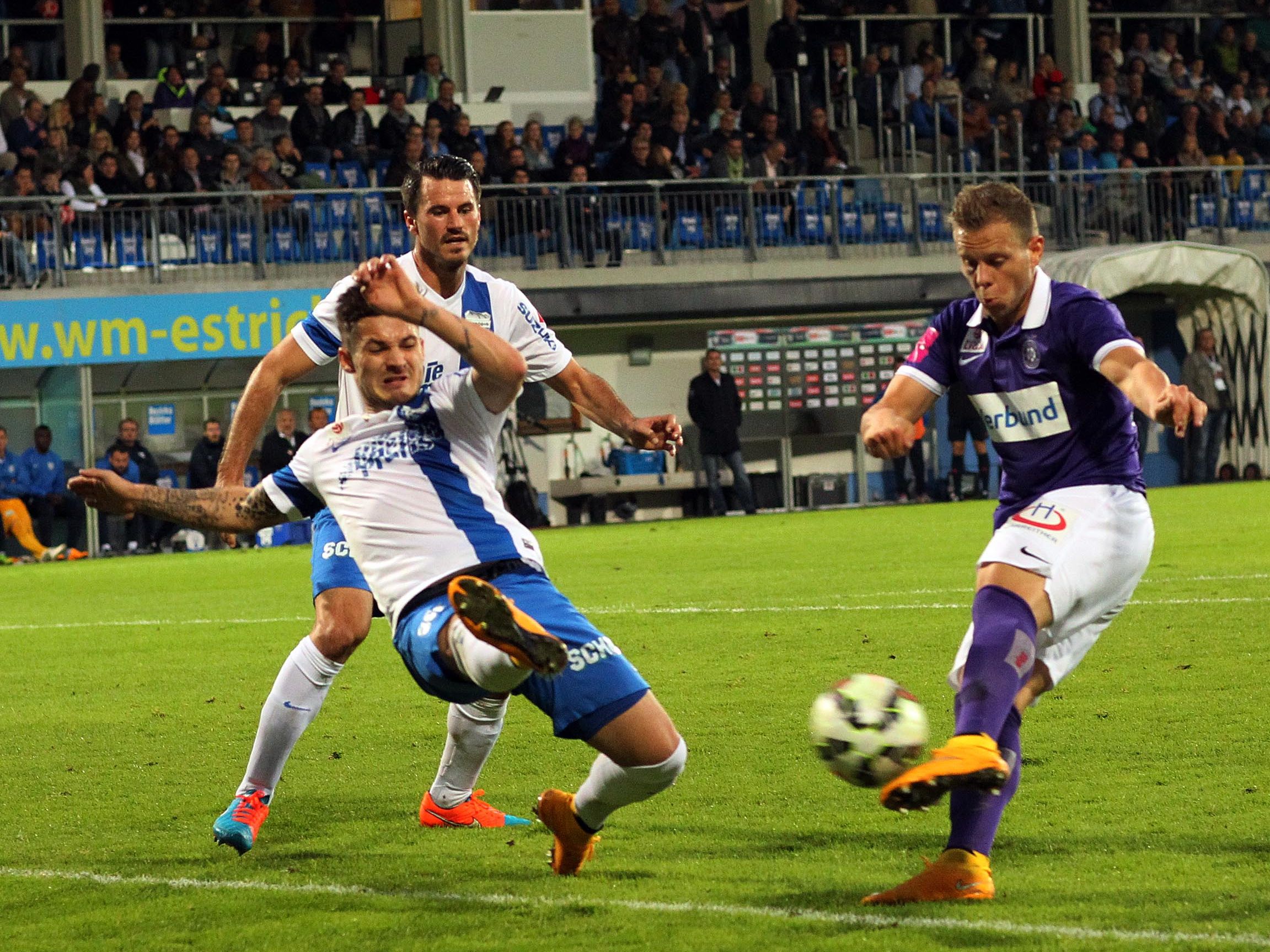 LIVE-Ticker zum Spiel FK Austria Wien gegen SV Grödig ab 18.30 Uhr. LIVE-Ticker zum Spiel FK Austria Wien gegen SV Grödig ab 18.30 Uhr.