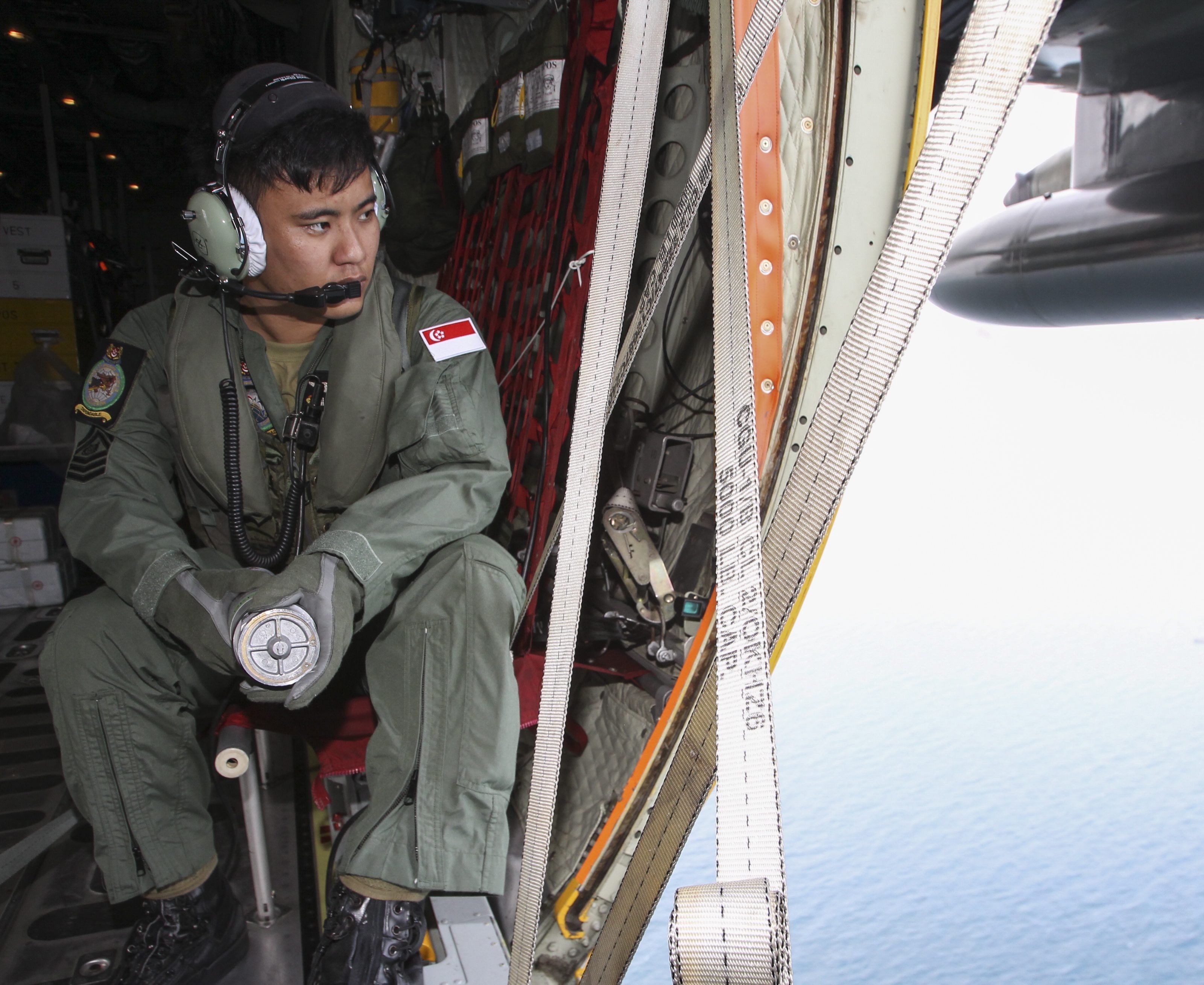 Vater von MH370-Passagier: "Auf unserem Land lastet ein Fluch." Vater von MH370-Passagier: "Auf unserem Land lastet ein Fluch."