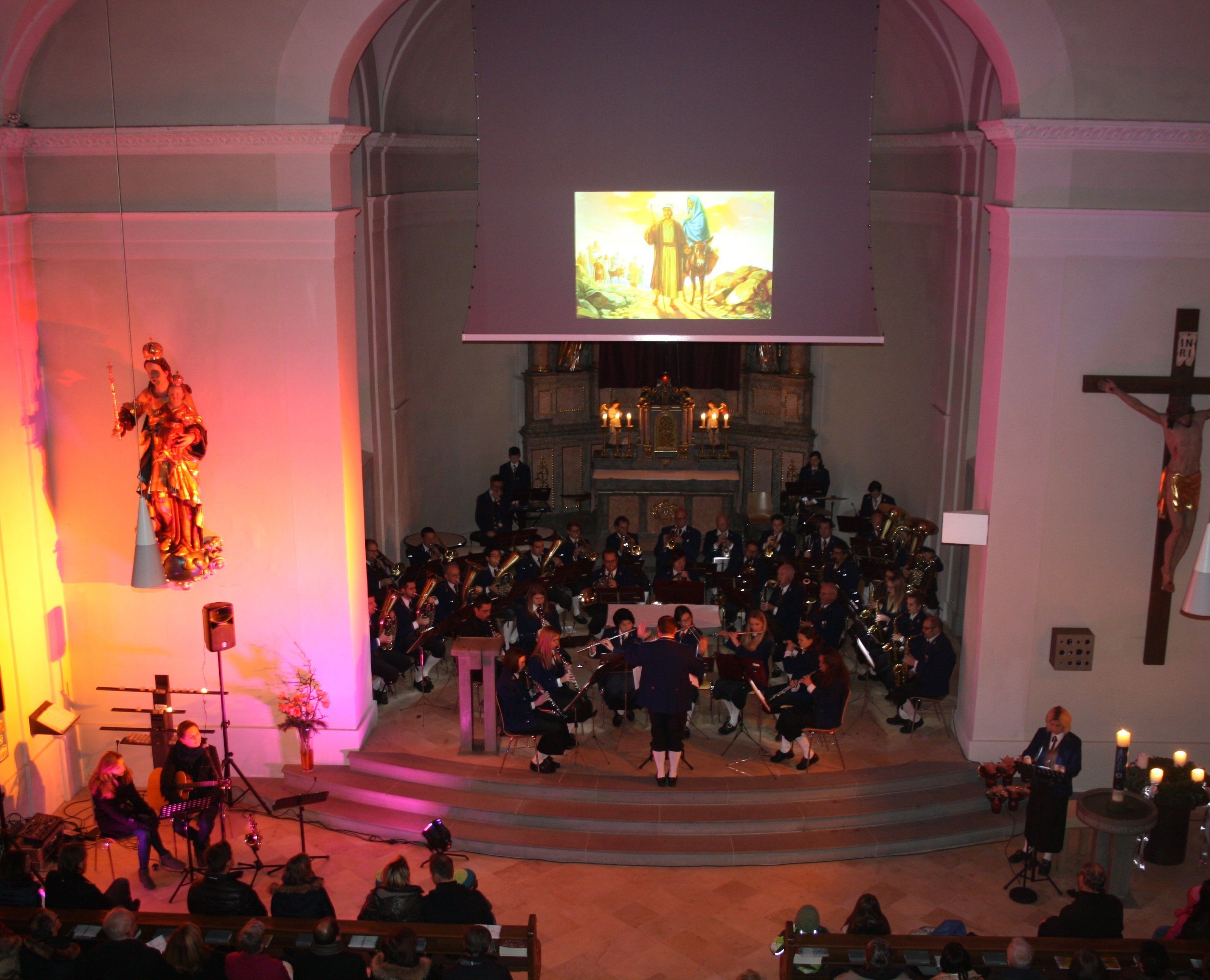 Das diesjährige „Konzert zur Adventszeit“ des Musikvereines Lochau im stimmungsvollen Ambiente der Pfarrkirche war ein Erlebnis. Das diesjährige „Konzert zur Adventszeit“ des Musikvereines Lochau im stimmungsvollen Ambiente der Pfarrkirche war ein Erlebnis.