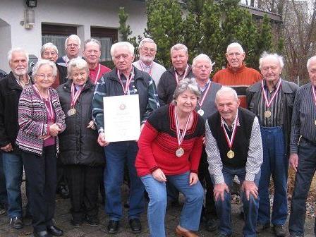 Die MedaillengewinnerInnen der Schützenmeisterschaft des Pensionistenverbandes Vorarlberg