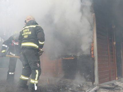 Bei dem Brand im 14. Bezirk gab es glücklicherweise keine Verletzten. Bei dem Brand im 14. Bezirk gab es glücklicherweise keine Verletzten.