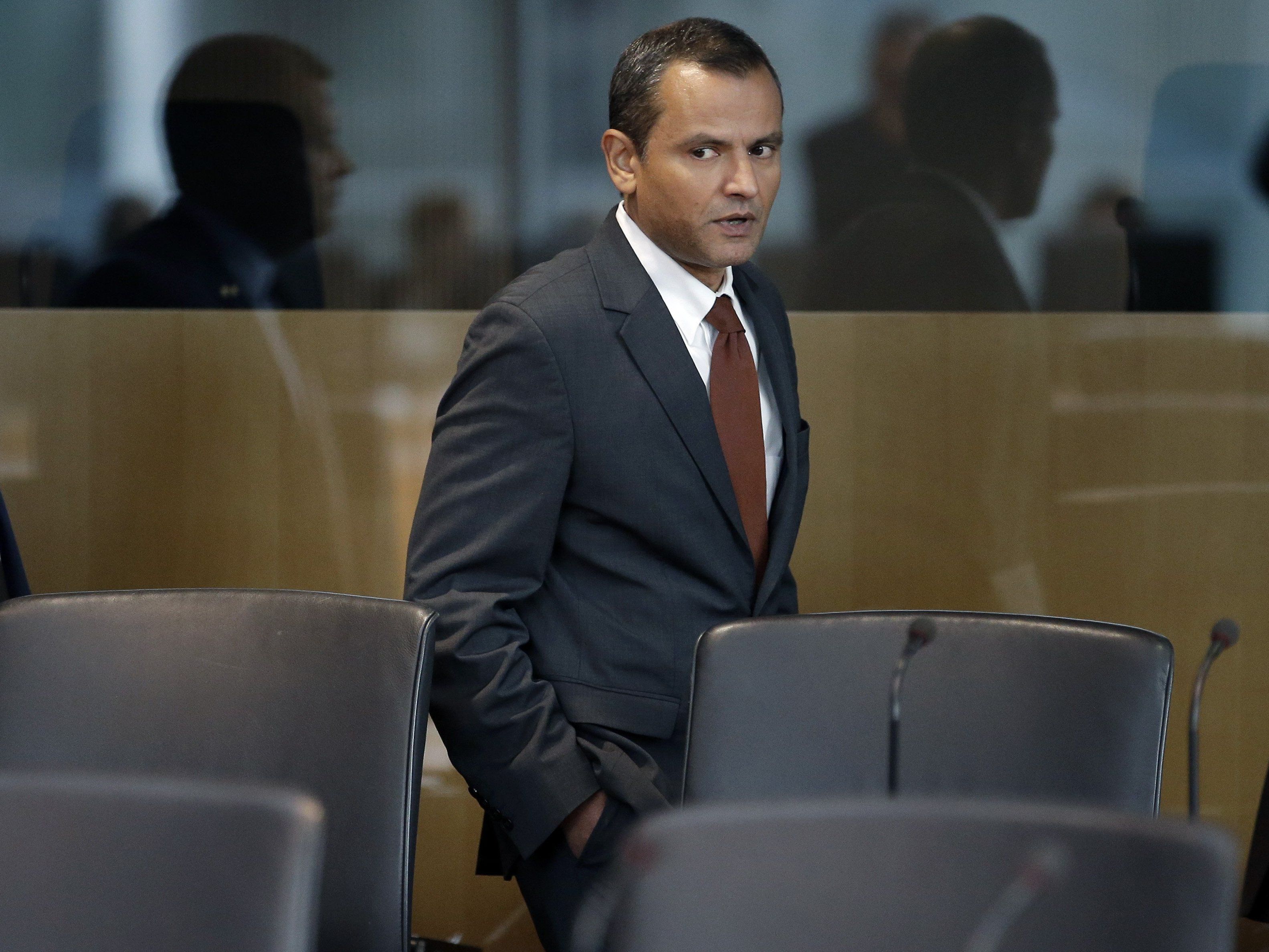 Sebastian Edathy ist sich weiterhin keiner Schuld bewusst. Sebastian Edathy ist sich weiterhin keiner Schuld bewusst.