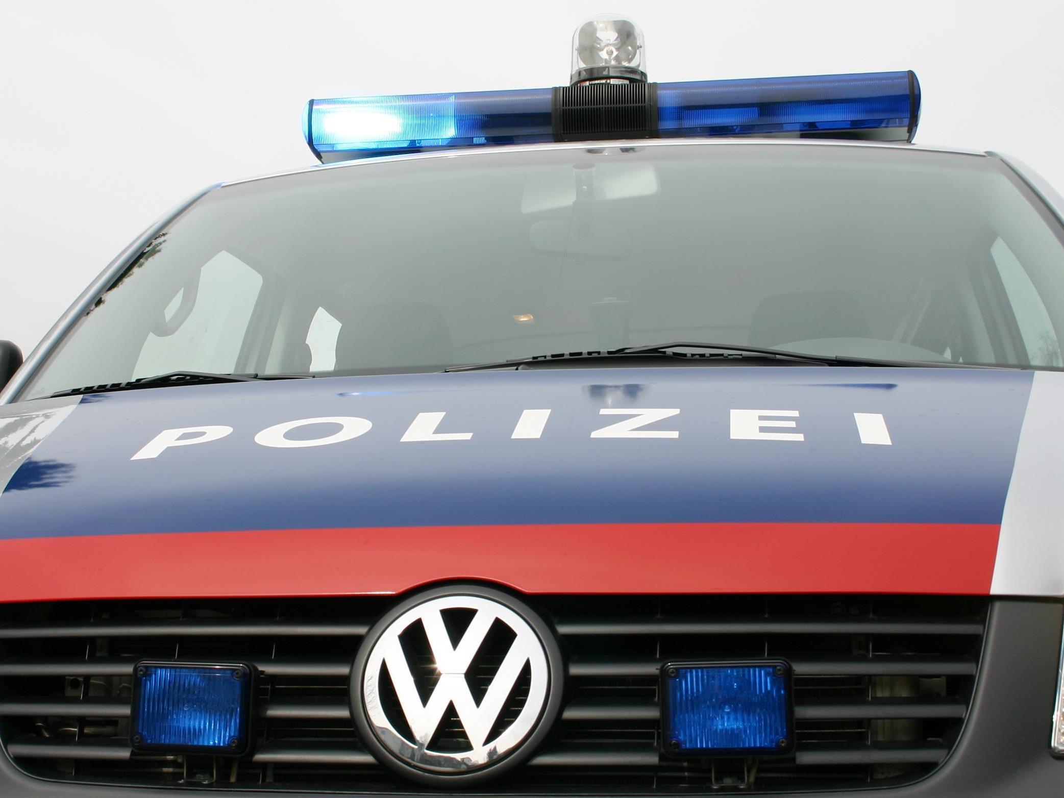 Zeugenaufruf nach Verkehrsunfall in Lustenau.
