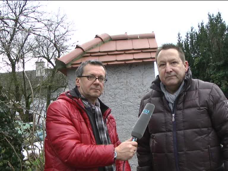 Christian Strohmayer, FS 1 TV, und Historiker Jan Diblik bei den Dreharbeiten in Freilassing