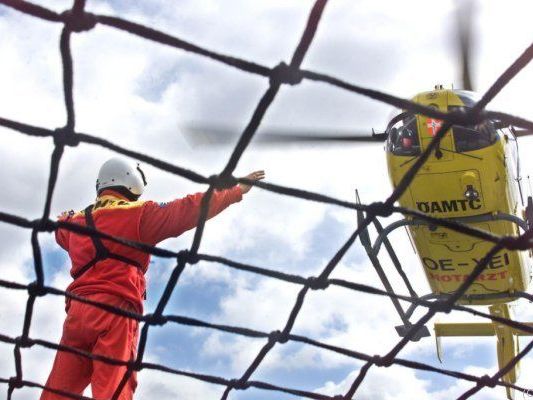 Verletzter wurde mit Hubschrauber geborgen Verletzter wurde mit Hubschrauber geborgen