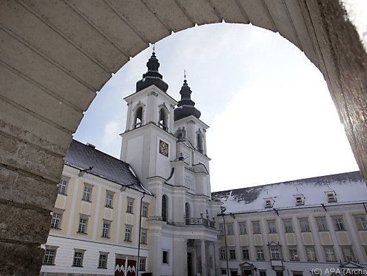 Jahrelange sexuelle und gewalttätige Übergriffe Jahrelange sexuelle und gewalttätige Übergriffe