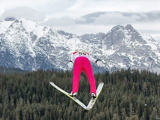 Frenzel startete als Fünfter des Springens Frenzel startete als Fünfter des Springens