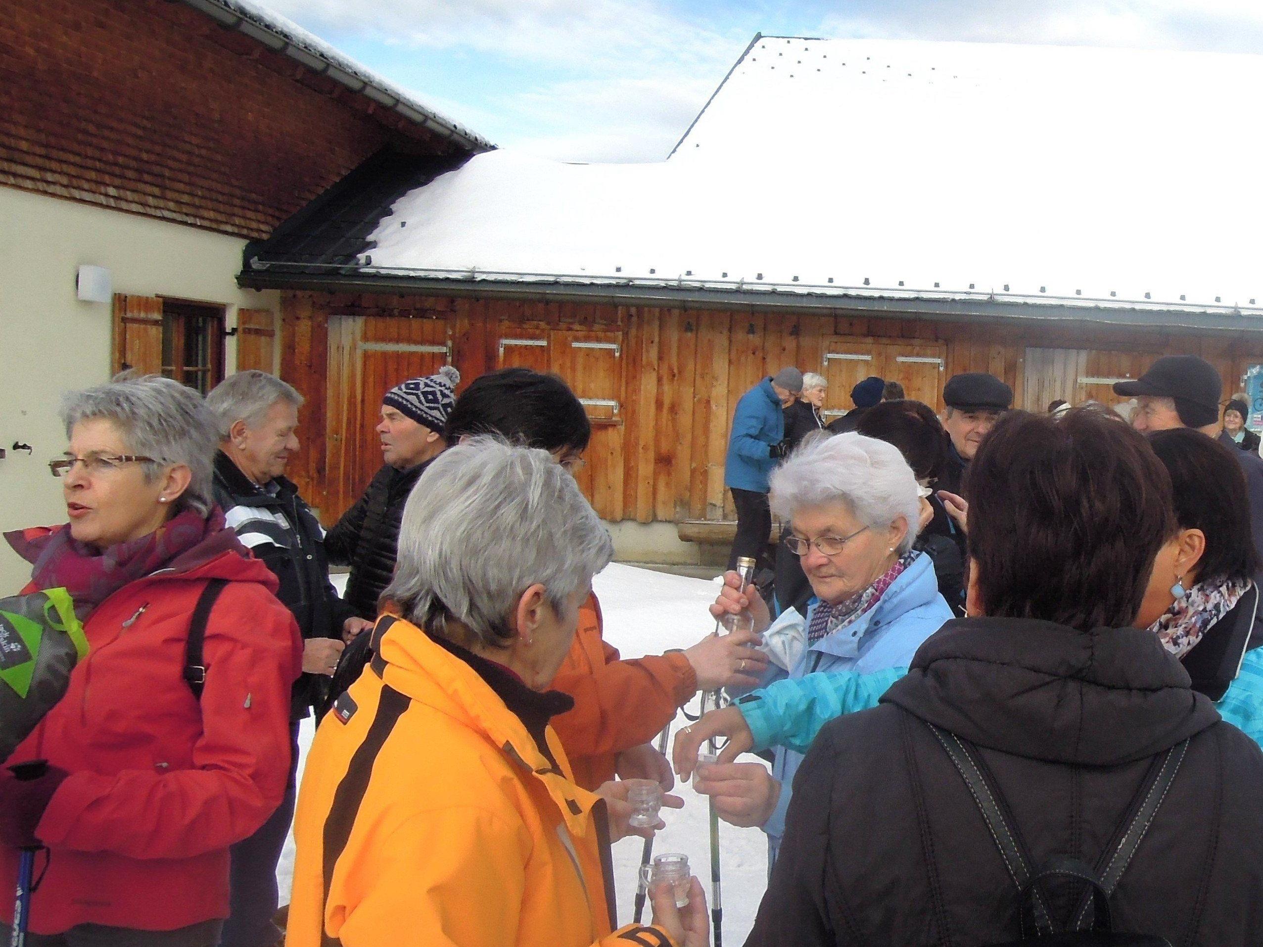 Zum Jahresabschluss 2014 lud der Seniorenbund am 30. Dezember 2014 zur alljährlich stattfindenden Winterwanderung ein.