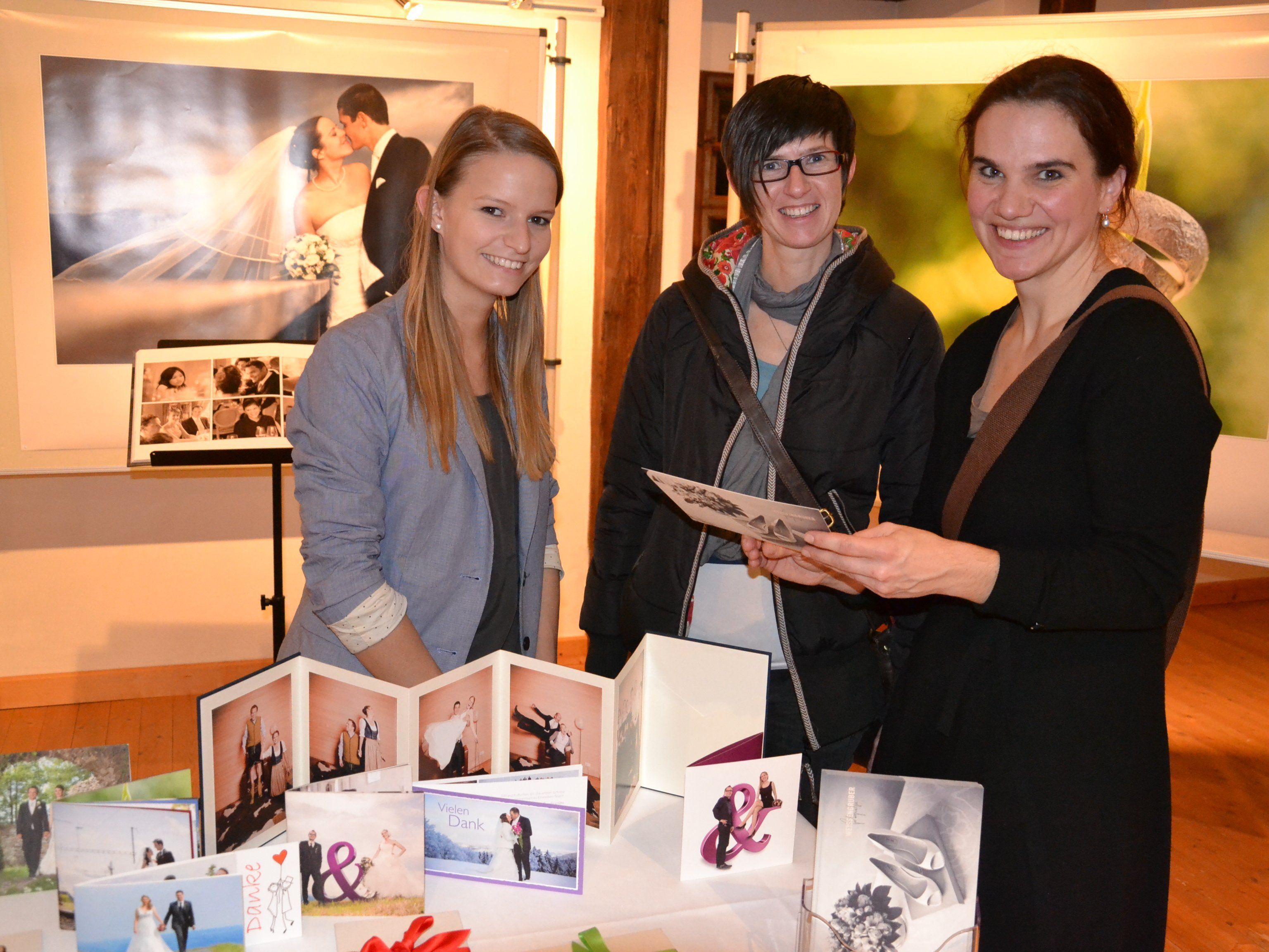 Über 20 ausgewählte Hochzeitsausstatter heißen die Besucher im "Hochzeitsschlössle" willkommen Über 20 ausgewählte Hochzeitsausstatter heißen die Besucher im "Hochzeitsschlössle" willkommen