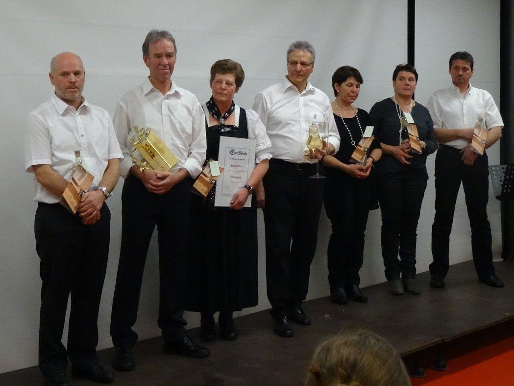 Langjährige Vereinsmitglieder der Chorgemeinschaft Riefensberg.
