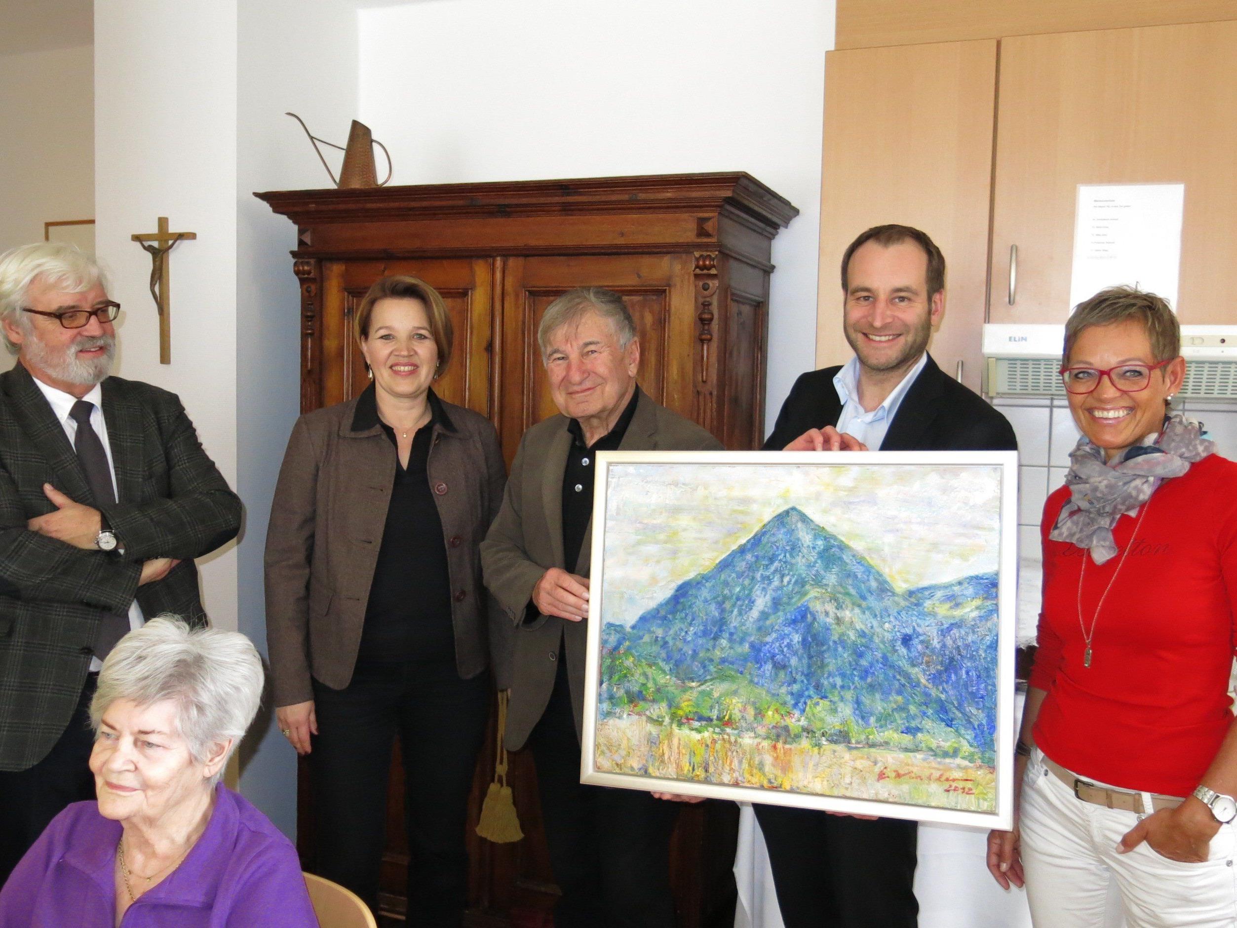 Das Geschenk des akad. Malers Prof. Gerhard Winker an den TC-Dornbirn, fand seinen Platz im Seniorenhaus.