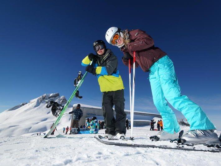 Im Westen wird noch häufiger Ski gefahren als im Osten Österreichs