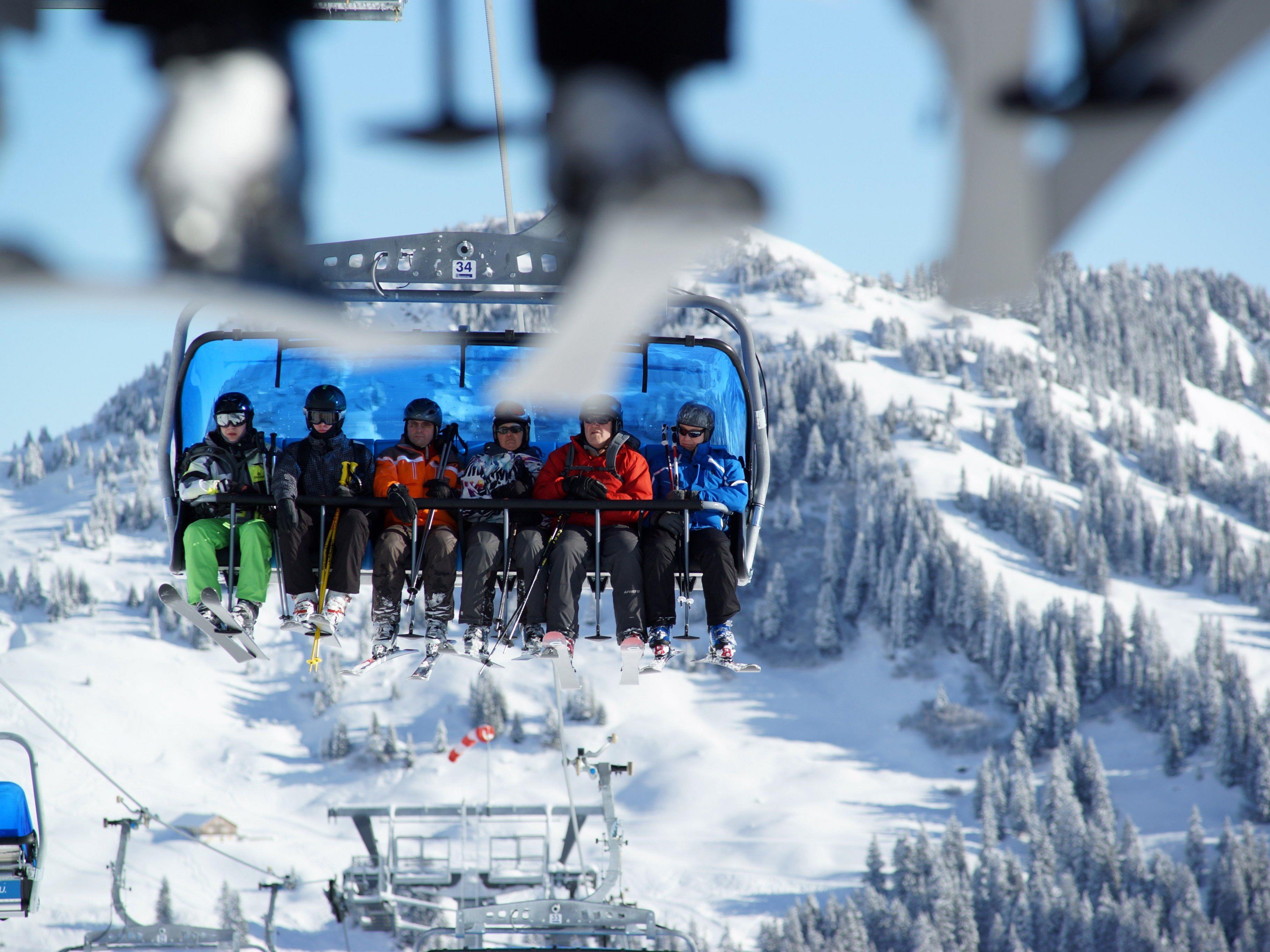 Endlich volle Skilifte: Schneefälle Anfang Jänner bringen Skisaison in Vorarlberg in Schwung.