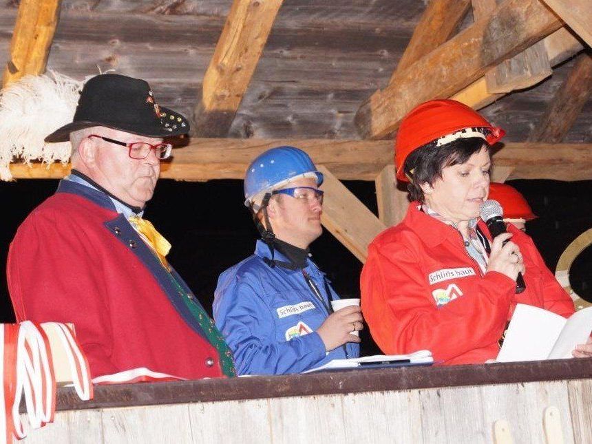 Entmachtung der Gemeindevorstände: 12. Februar 2015, ab 18.00 Uhr. Entmachtung der Gemeindevorstände: 12. Februar 2015, ab 18.00 Uhr.