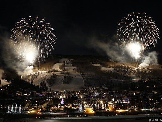 Feuerwerke über den Ski-Hängen von Vail