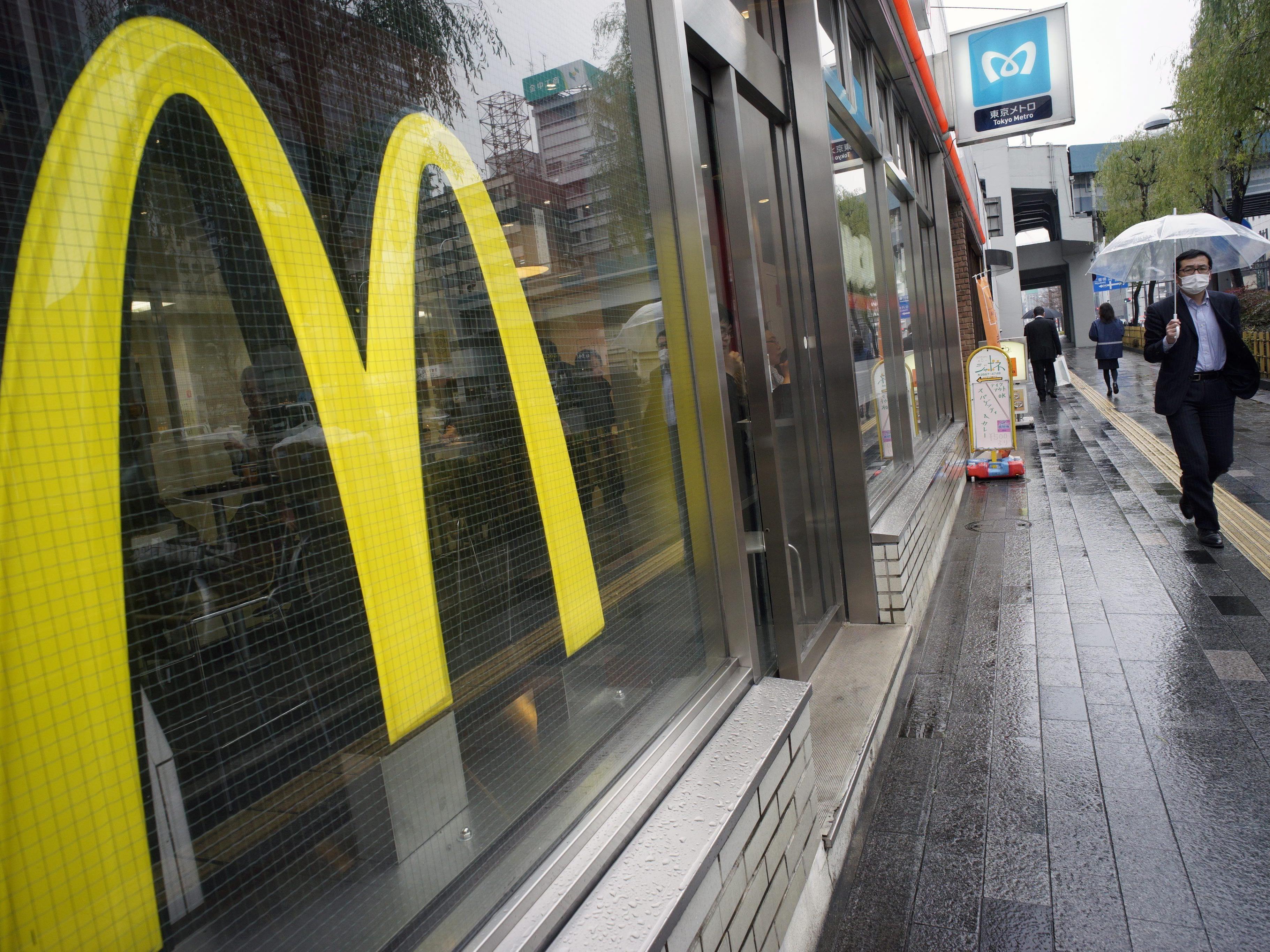 Ein Ex-Mitarbeiter sorgte für Chaos in einem McDonalds-Restaurant.