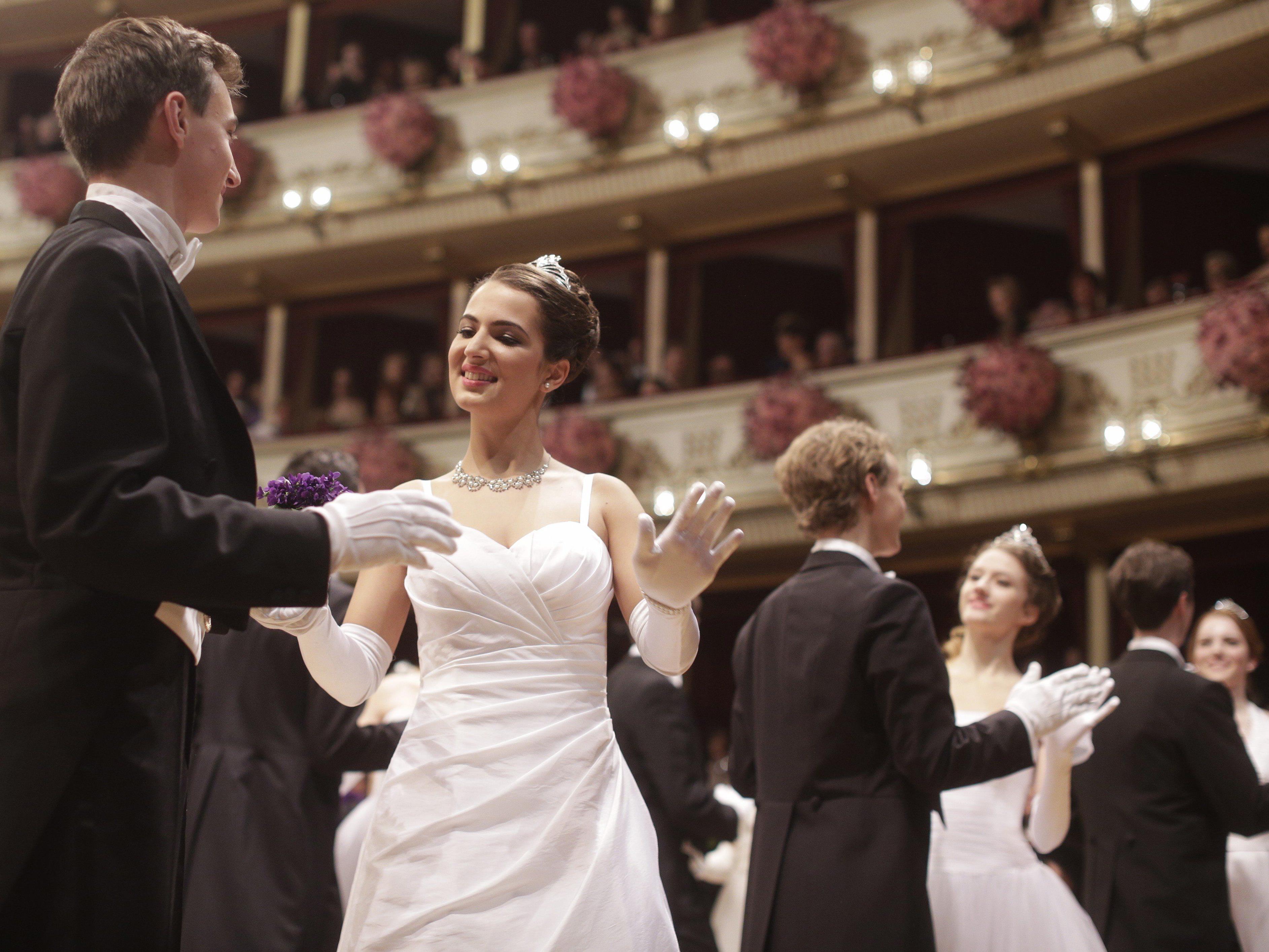 Hier finden Sie alle Bilder zum Wiener Opernball 2015.