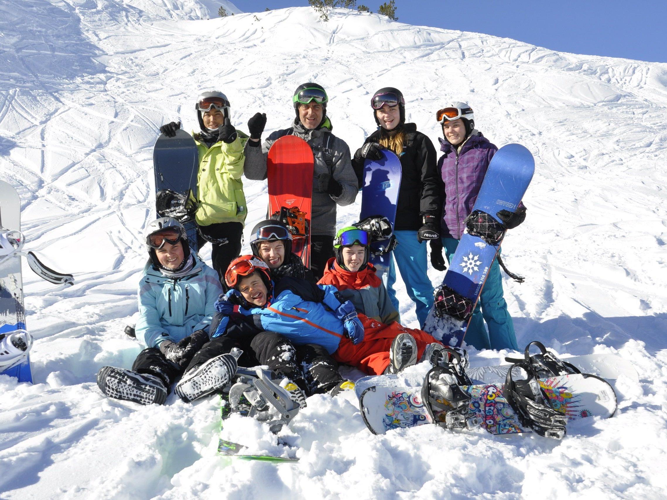Offene Jugendarbeit Vorarlberg: Schi- & Snowboardcamp 2015.