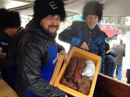 Am "gumpiga" Donnerstag werden wieder die Braten gestohlen. Am "gumpiga" Donnerstag werden wieder die Braten gestohlen.
