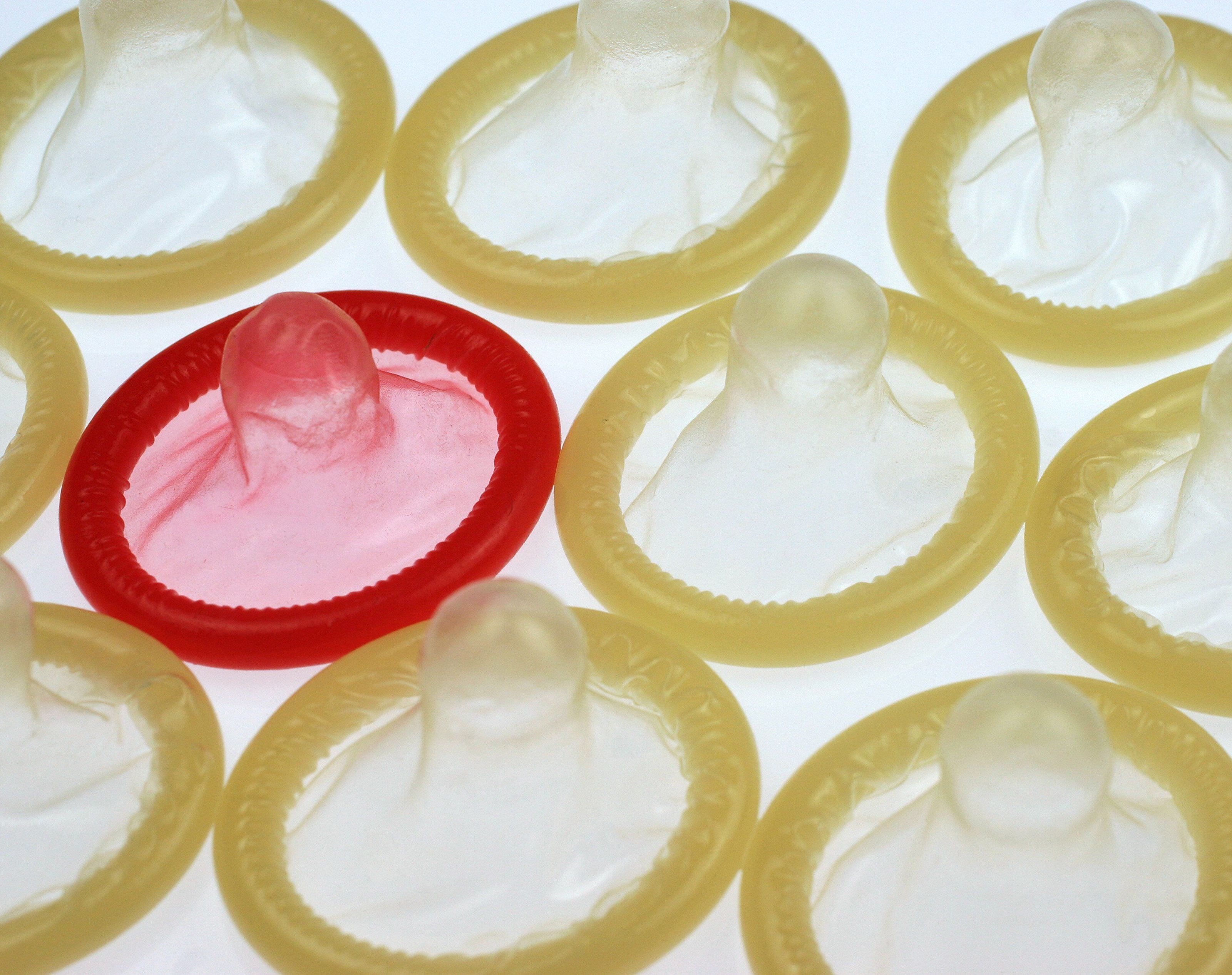 Zu große Präservative könnten die Ursache für Geschlechtskrankheiten sein. Zu große Präservative könnten die Ursache für Geschlechtskrankheiten sein.