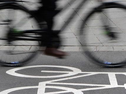 Auf einem Radweg im 4. Bezirk kam es am Dienstag zu einem Unfall. Auf einem Radweg im 4. Bezirk kam es am Dienstag zu einem Unfall.