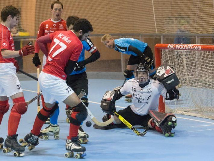 RHC Wolfurt besiegt sensationell RHC Dornbirn mit 4:2 und steht vor dem Landestitel. RHC Wolfurt besiegt sensationell RHC Dornbirn mit 4:2 und steht vor dem Landestitel.