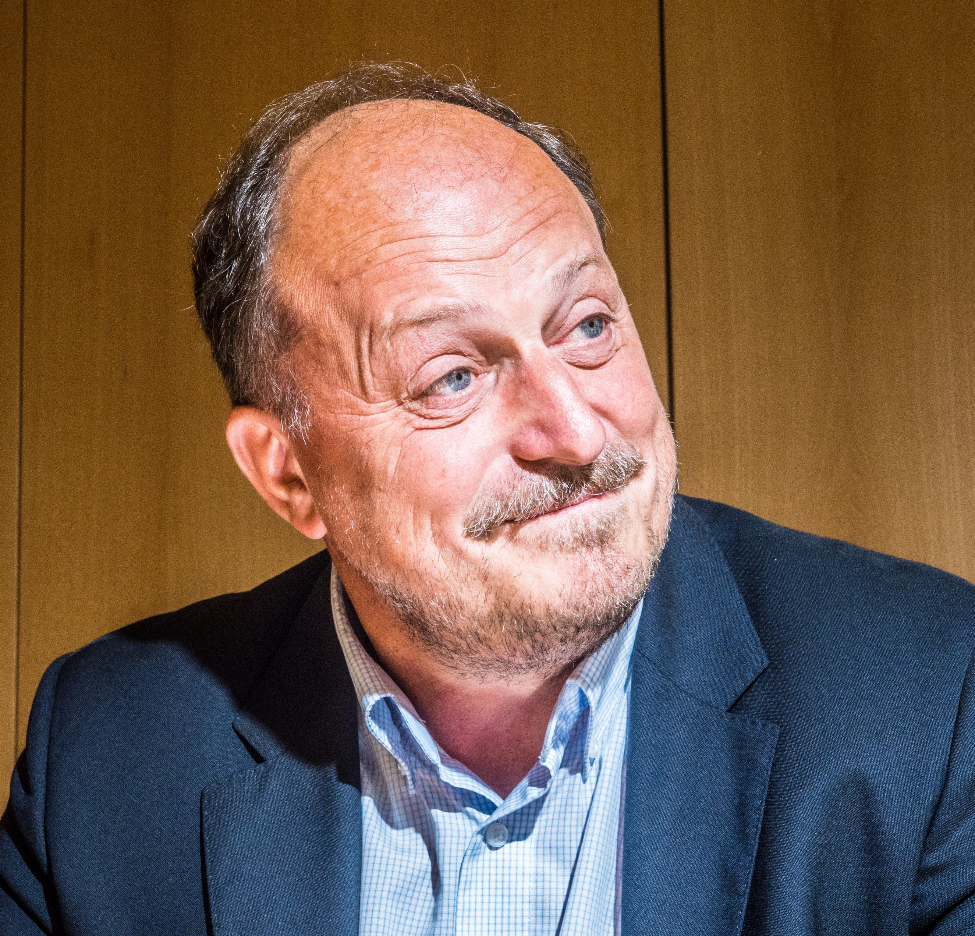 Karl Hehle muss sich erneut zur Stichwahl stellen. Karl Hehle muss sich erneut zur Stichwahl stellen.