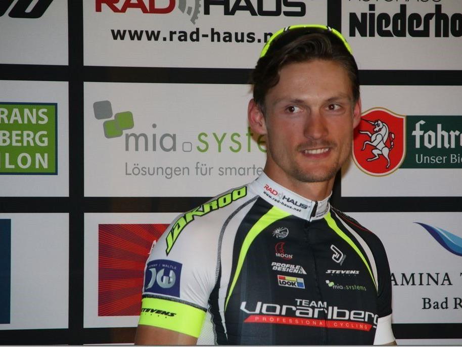 Aldo Ilesic sprintet für das Team Vorarlberg trotz Sturz auf den zehnten Rang.