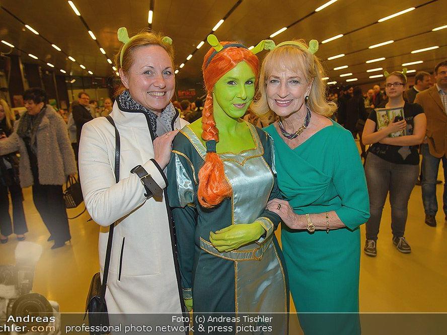Zahlreiche Prominenz bei der Premiere zum Shrek Musical in der Wiener Stadthalle Zahlreiche Prominenz bei der Premiere zum Shrek Musical in der Wiener Stadthalle