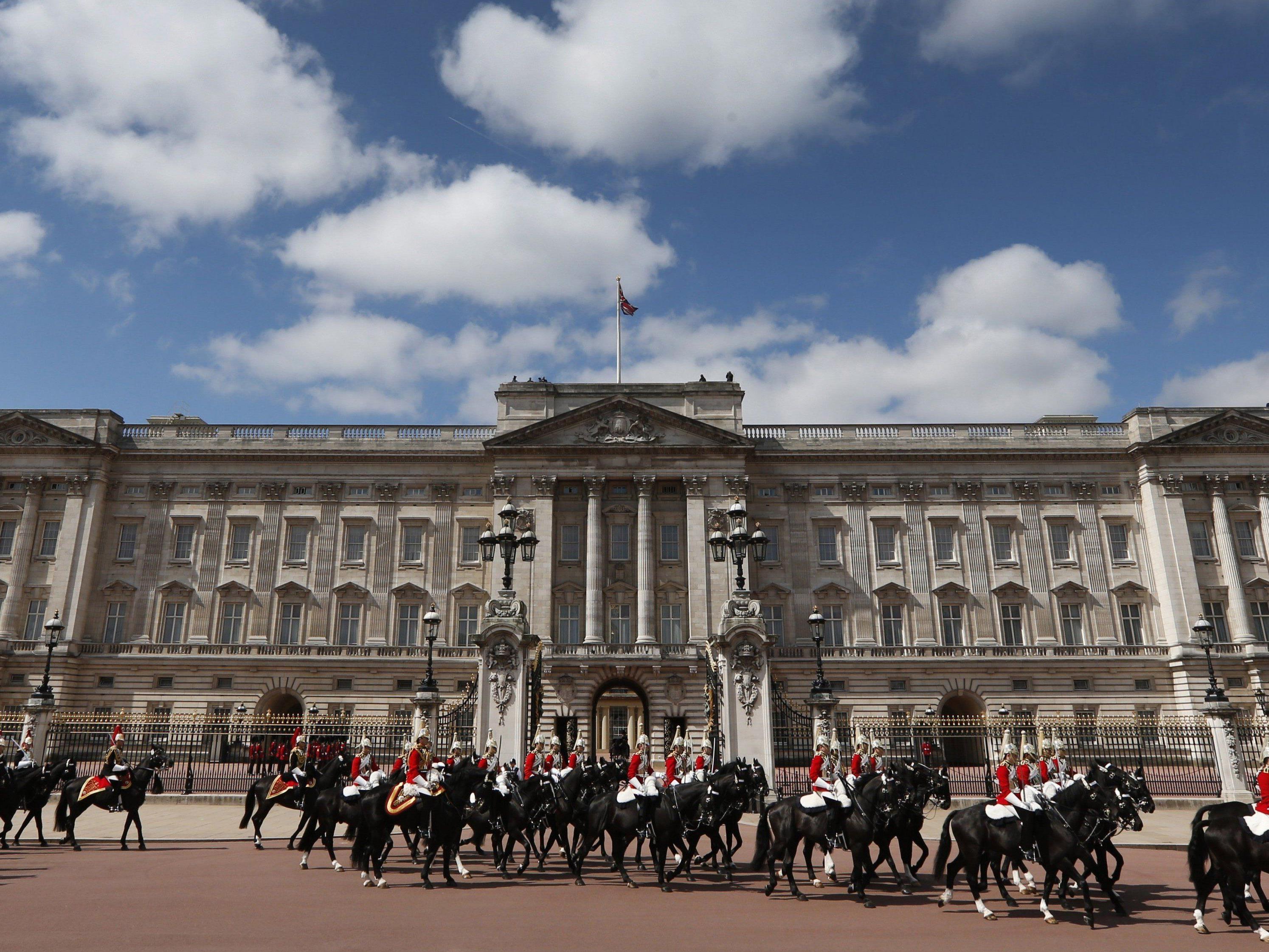 Die Oster-Feiertage werden von vielen Österreichern in London verbracht. Die Oster-Feiertage werden von vielen Österreichern in London verbracht.