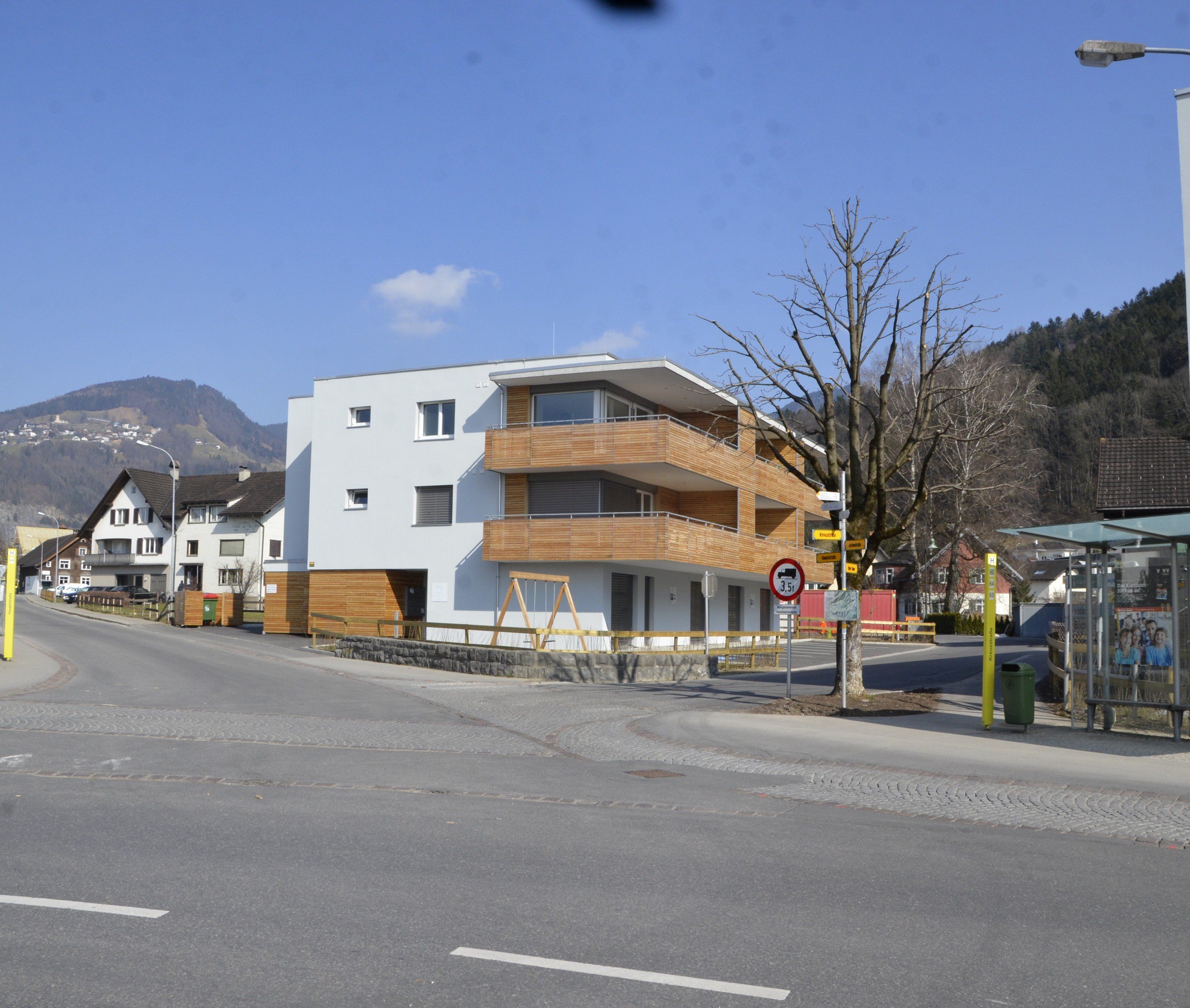 Der Kreuzungsbereich Hauptstraße - Obere Gass ist aufgrund von Baurbeiten ab Montag für den gesamten Verkehr gesperrt. Der Kreuzungsbereich Hauptstraße - Obere Gass ist aufgrund von Baurbeiten ab Montag für den gesamten Verkehr gesperrt.