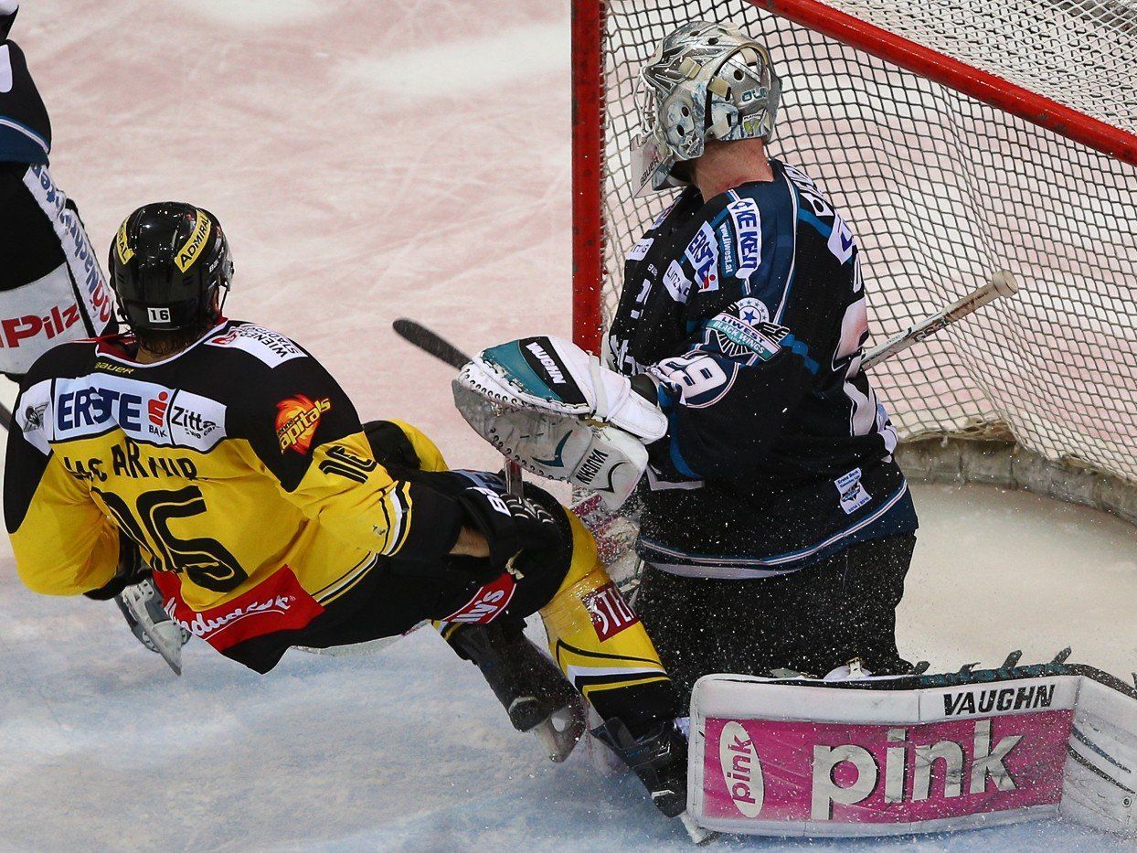 Die Vienna Capitals stehen kurz vorm Finaleinzug der EBEL. Die Vienna Capitals stehen kurz vorm Finaleinzug der EBEL.