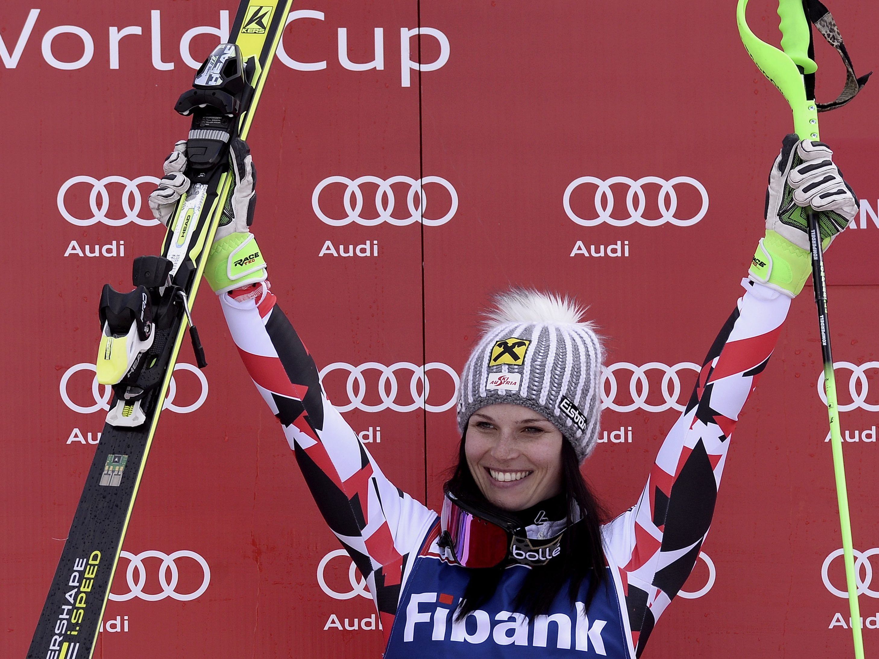 Fenninger-Erfolg im Super-G vor Maze und Vonn. Fenninger-Erfolg im Super-G vor Maze und Vonn.
