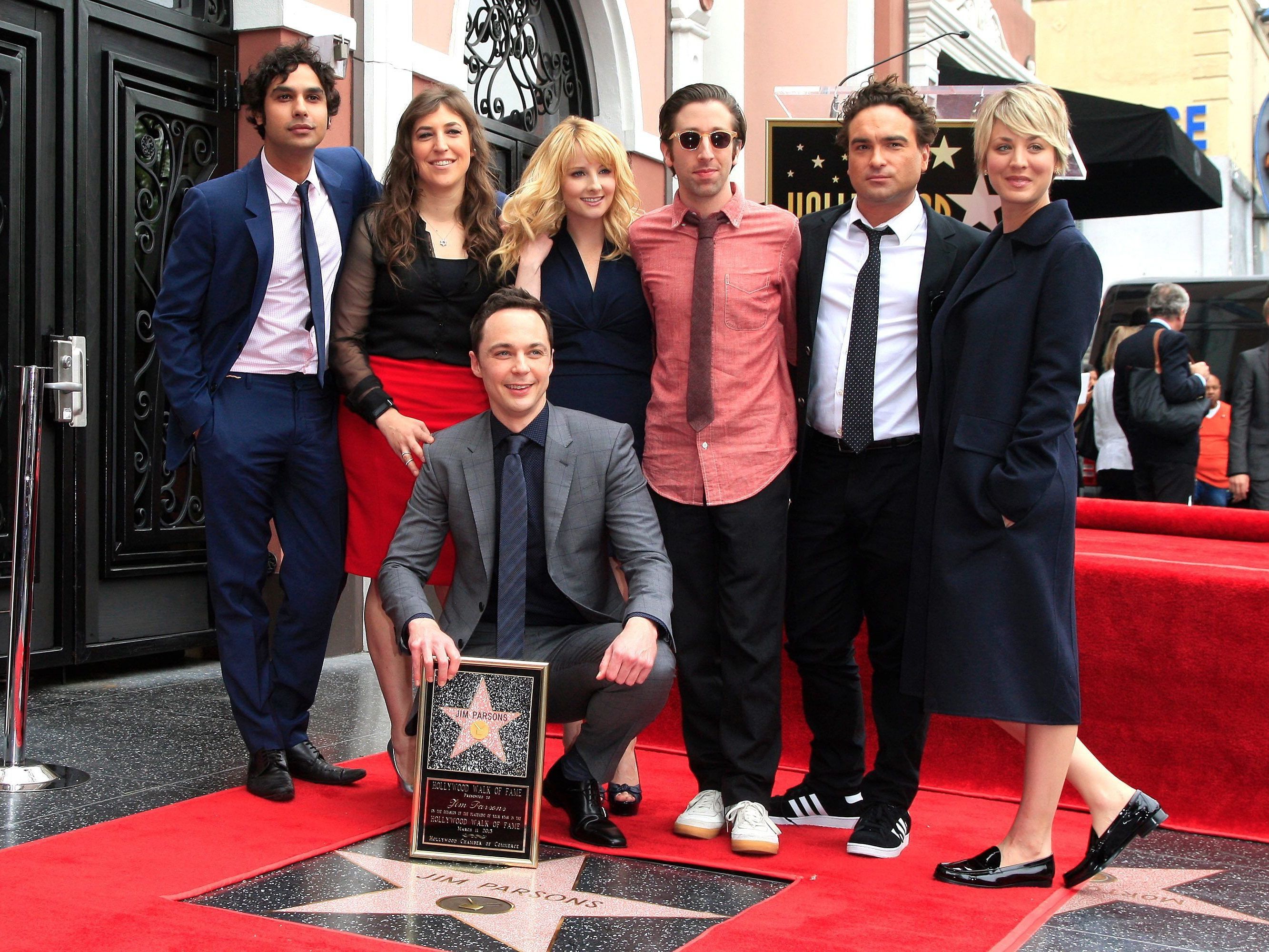Auch die "Big Bang Theory"-Kollegen waren bei der Verleihung dabei. Auch die "Big Bang Theory"-Kollegen waren bei der Verleihung dabei.