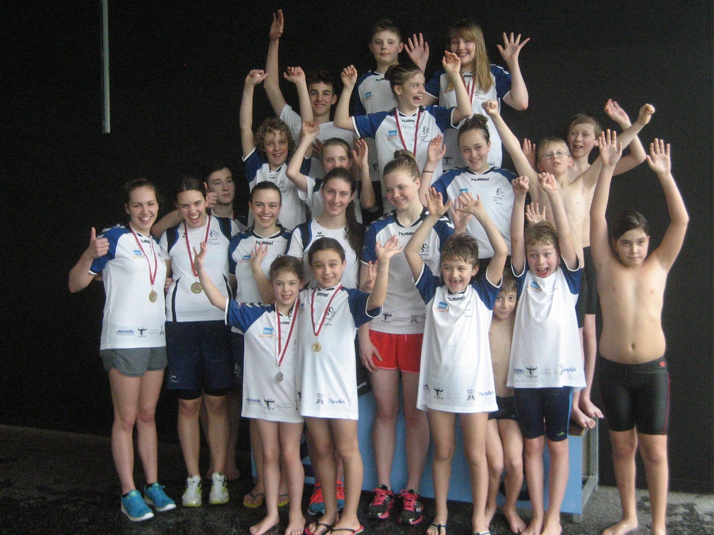 Erfolgreiche SchwimmerInnen bei den Landesmeisterschaften