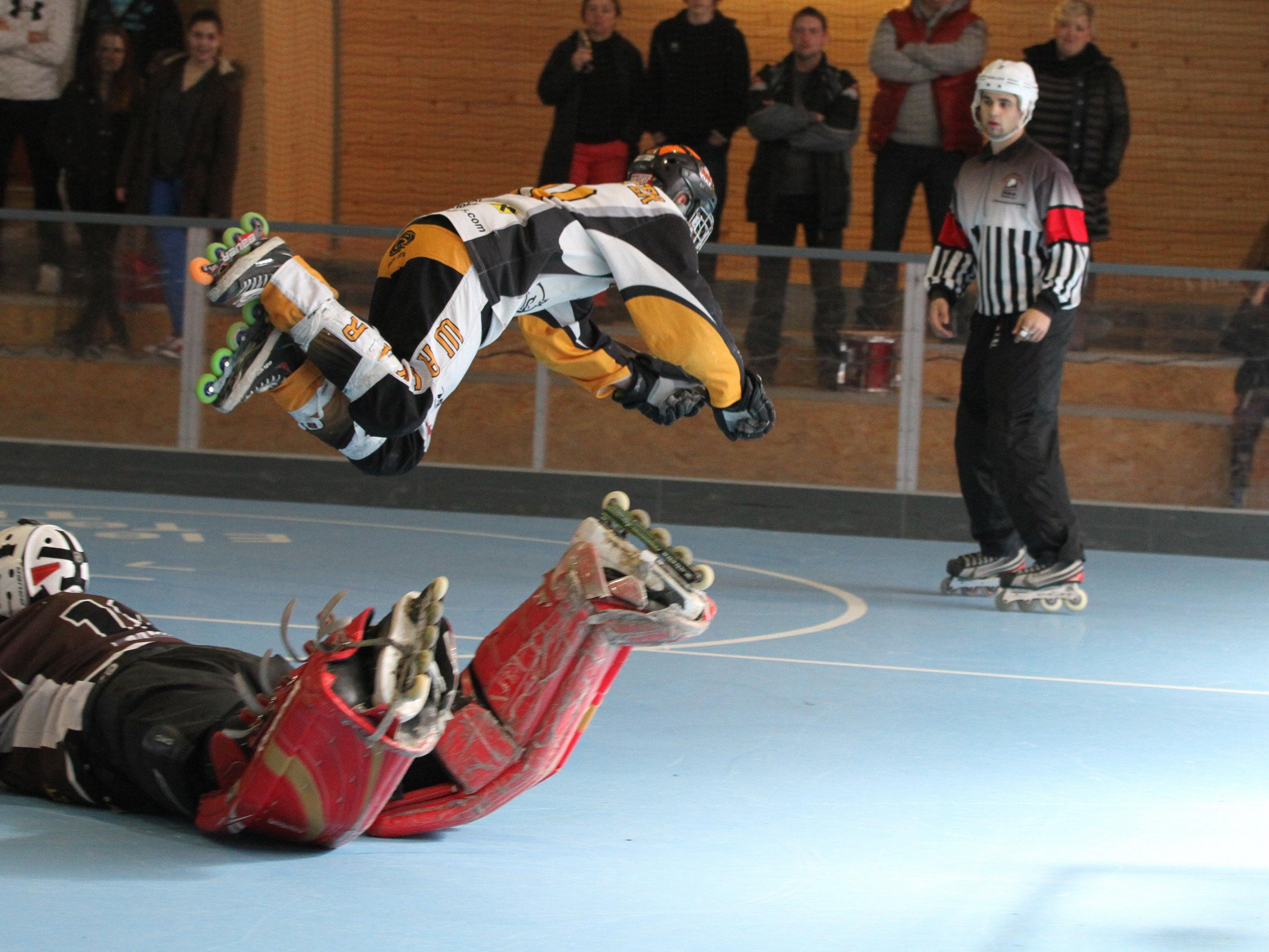 Jede Menge Action beim internationalen Inlinehockey-Turnier in Wolfurt.