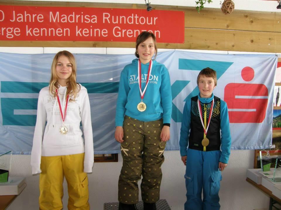 Nach dem Landesmeister in Ski Alpin holten sich die Sportmittelschüler auch den Landesmeister im Snowboardcorss.