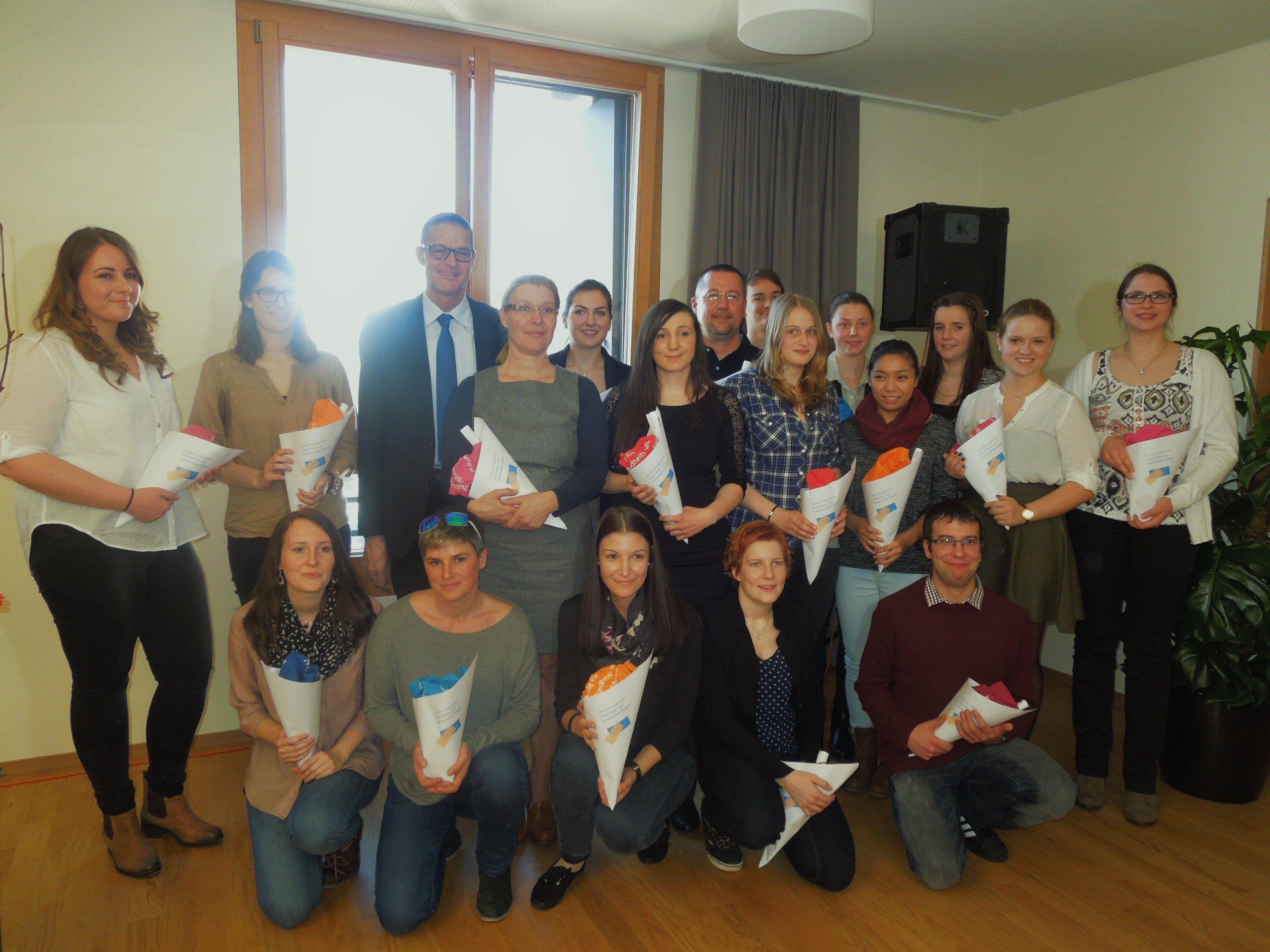 20 neue Pflegefachkräfte werden seit dieser Woche in der neuen Außenstelle der Krankenpflegeschule in Dornbirn ausgebildet. 20 neue Pflegefachkräfte werden seit dieser Woche in der neuen Außenstelle der Krankenpflegeschule in Dornbirn ausgebildet.