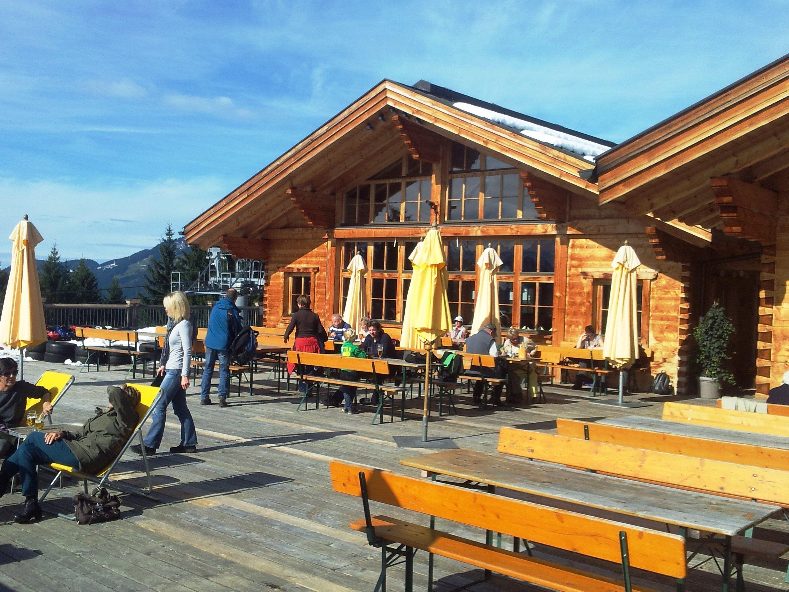 Ab 3. April startet die Muttersbergseilbahn und der Alpengasthof ins Frühjahr 2015