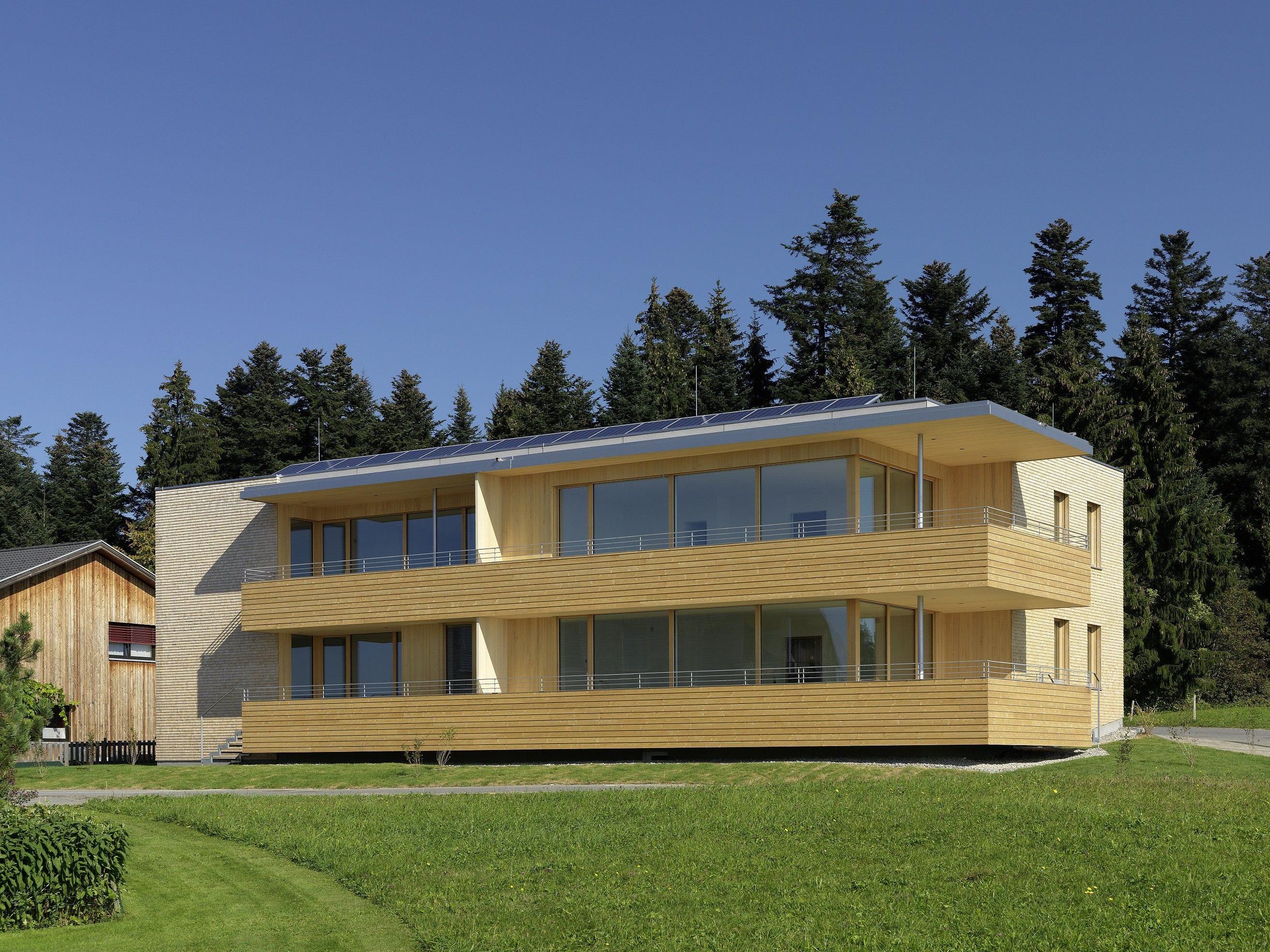 Das Passiv-Mehrfamilienhaus in Sulzberg wurde auf der Ecobuild in London einem internationalen Fachpublikum präsentiert.