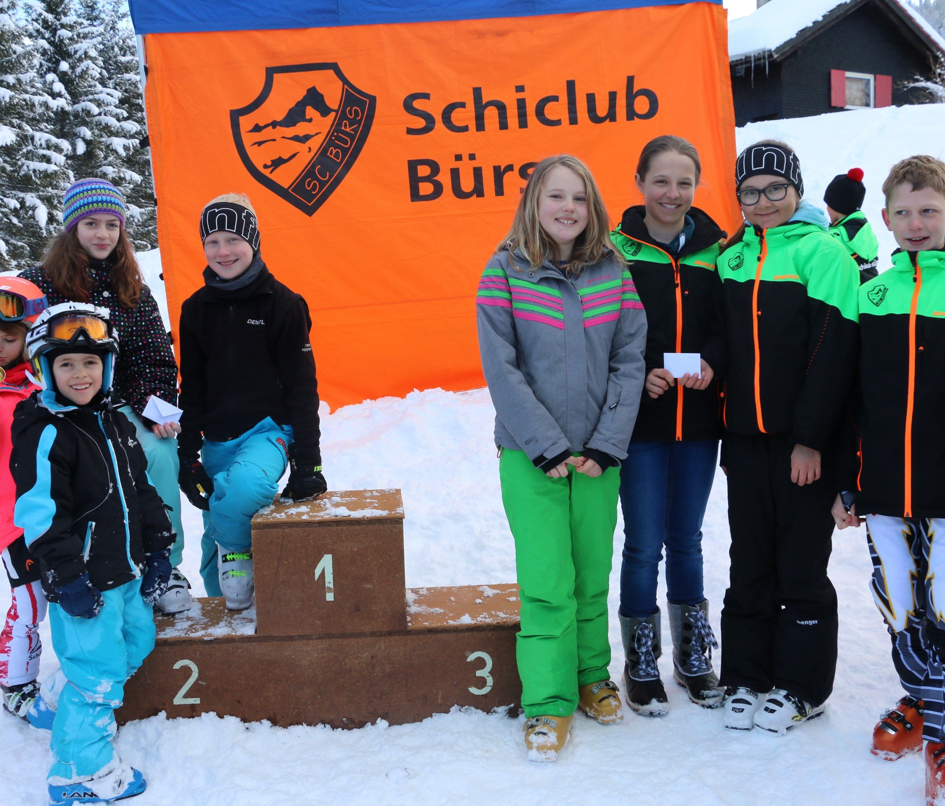 Erfolgreich: Der Bürser Skinachwuchs. Erfolgreich: Der Bürser Skinachwuchs.