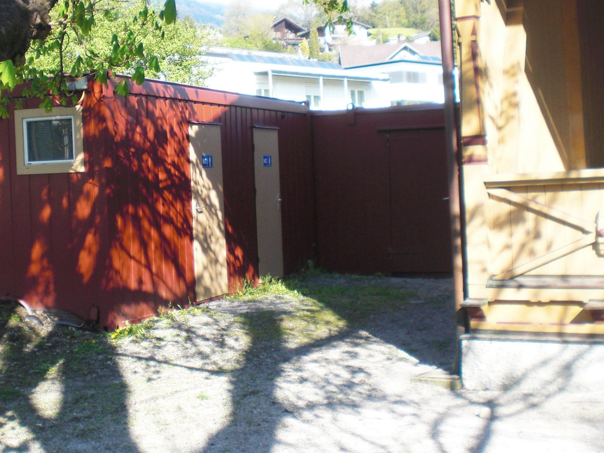 Serviceboxen im Schäflegarten gehören im Sinne der Satteinser Bevölkerung  nachhaltig saniert! Serviceboxen im Schäflegarten gehören im Sinne der Satteinser Bevölkerung  nachhaltig saniert!