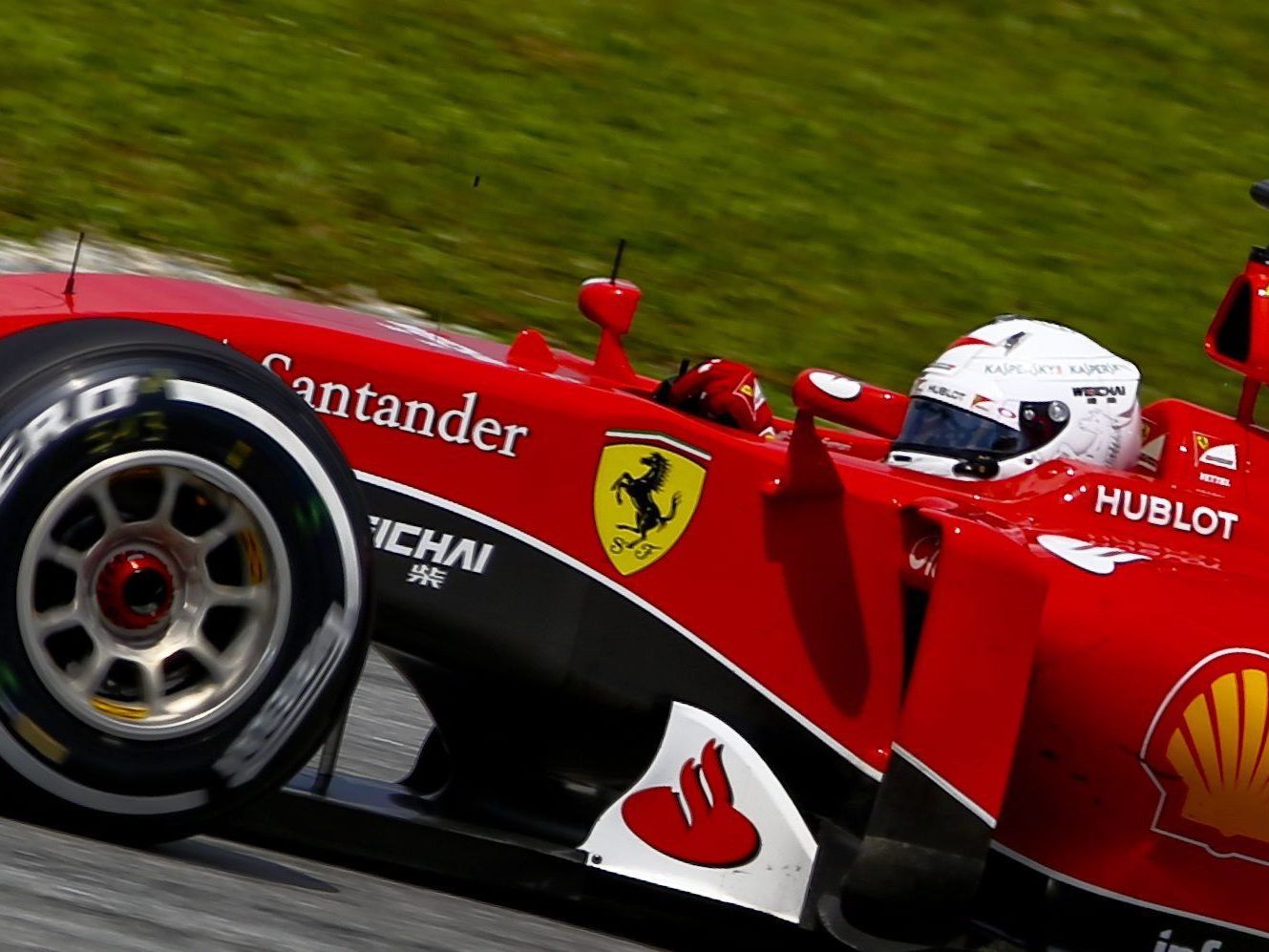 Vettel siegt in seinem zweiten Rennen für Ferrari. Vettel siegt in seinem zweiten Rennen für Ferrari.