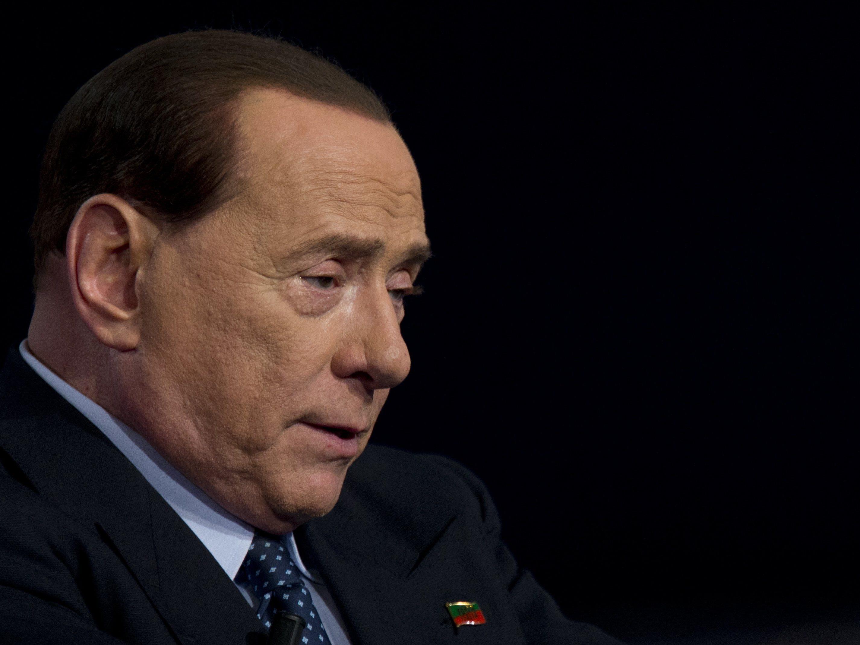 Berlusconi wurde in letzter Instanz im Ruby-Prozess freigesprochen.