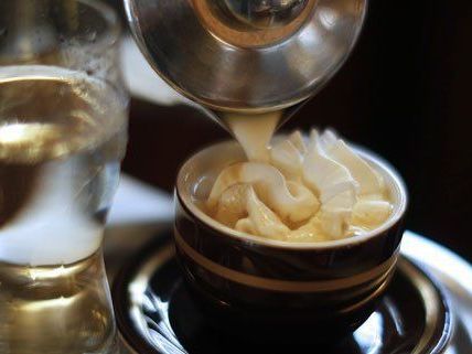 Kein schlechter Deal: Kaffee im Tausch gegen ein Gedicht Kein schlechter Deal: Kaffee im Tausch gegen ein Gedicht